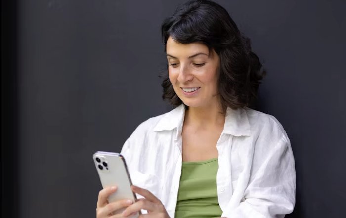 Article Image for AI in Wellness: How Tech Is Personalizing Women’s Health Experiences Globally