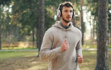 Article Image for Exploring the World of Digital Fitness Coaching