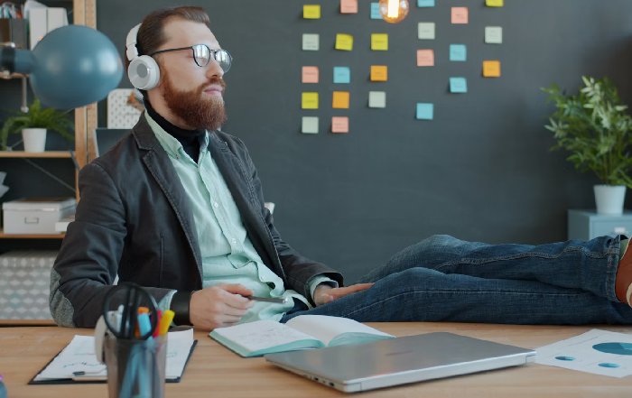 Article Image for The Professional Advantages of Workplace Meditation
